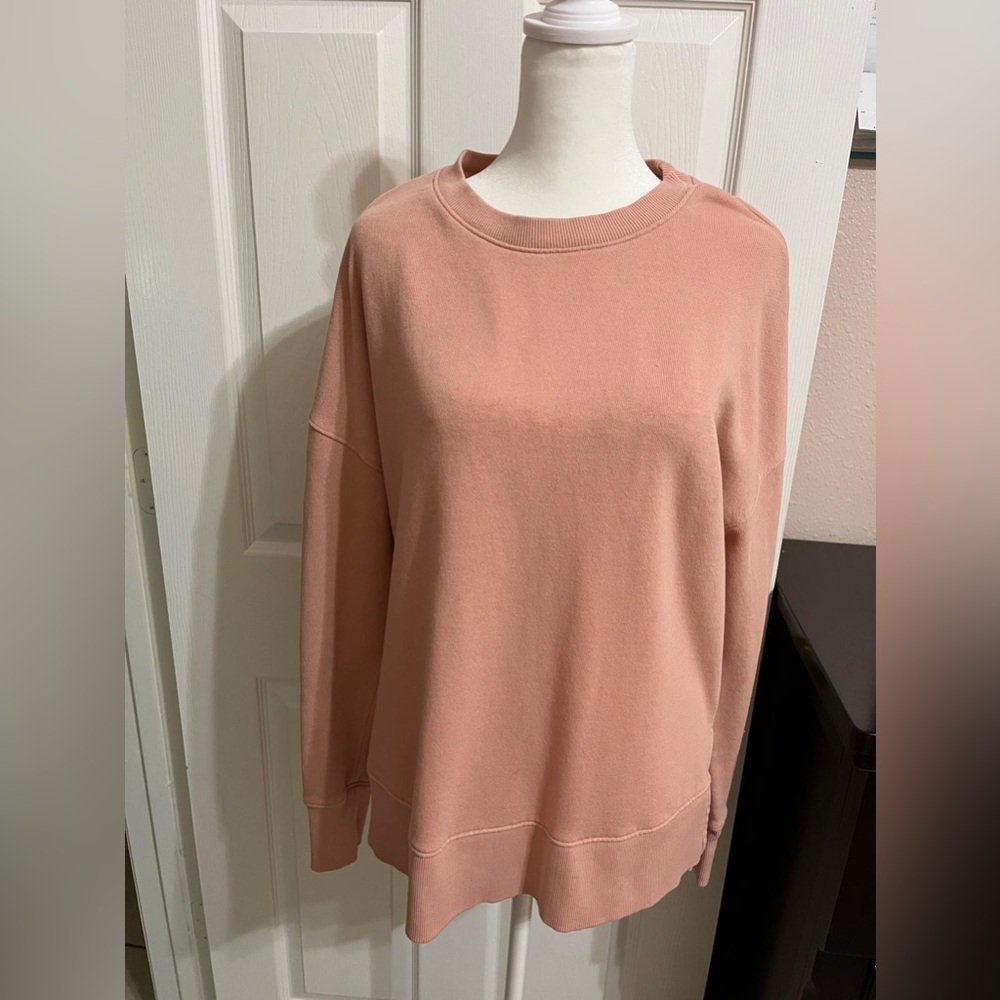 (22) Time and Tru Women's Blush Crew Neck Sweater